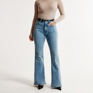 Abercrombie & Fitch The Flare Ultra High Rise Curve Love Size 25